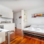 Guesthost - Corner Apartament *
